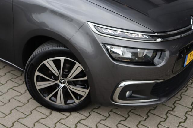 Citroen GRAND C4 PICASSO SpaceTourer 1.2 PureTech Shine 7pers. | Camera | Trekhaak | Cruise |