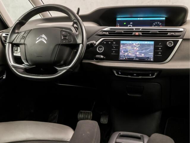 Citroen GRAND C4 PICASSO 1.6 BlueHDi Sport 7 Persoons Automaat (FACELIFT, APPLE CARPLAY, NAVIGATIE, CAMERA, TREKHAAK, SPORTSTOELEN, KEYLESS, MASSAGE, LM VELGEN, NIEUWSTAAT)