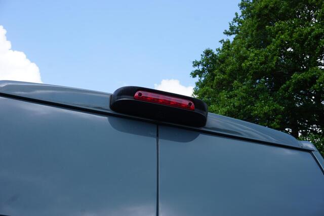 Citroen JUMPER 2.2 BlueHDi 165 L4H2 Zwaar 3.5t Nieuw |Camera |Cruise |Carplay |Airco |Parkeersensoren |Dode-hoek detectie |Extra hoog en lang |Mooie camperbasis |BPM Voordeel |165 pk |Thunder grijs