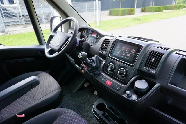 Citroen JUMPER 2.2 BlueHDi 165 L4H2 Zwaar 3.5t Nieuw |Camera |Cruise |Carplay |Airco |Parkeersensoren |Dode-hoek detectie |Extra hoog en lang |Mooie camperbasis |BPM Voordeel |165 pk |Thunder grijs