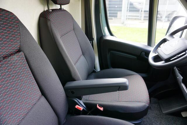 Citroen JUMPER 2.2 BlueHDi 165 L4H2 Zwaar 3.5t Nieuw |Camera |Cruise |Carplay |Airco |Parkeersensoren |Dode-hoek detectie |Extra hoog en lang |Mooie camperbasis |BPM Voordeel |165 pk |Thunder grijs