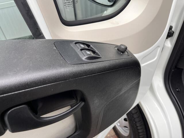 Citroen JUMPER 35 2.0 BlueHDi DC Euro 6 Kipper Kieper Trekhaak 2500 kg trekgewicht 7-Persoons Telefoonverbinding 1e eigenaar open laadbak Pick-up P-up