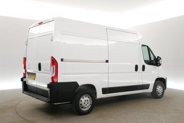 Citroen JUMPER 2.2 BlueHDi L2H2 140PK Airco Cruise Navigatie PDC 3 Persoons Elektrpakket Schuifdeur