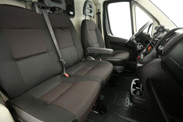 Citroen JUMPER 35 2.2 BlueHDi L3H2 141PK Airco Luchtvering Camera Cruise PDC 3 Persoons Elektrpakket Trekhaak