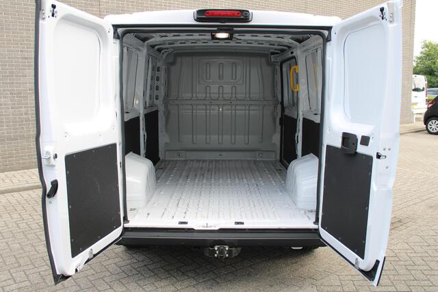 Citroen JUMPER 2.2 BlueHDi 120 S&S L2H1 3.0t Airco, Achteruitrijcamera, Cruise Control, Trekhaak