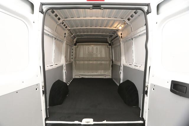 Citroen JUMPER 2.2 BlueHDi 140PK L2H2 | 3-Zits | Clima | Carplay | Cruise | Navigatie | Parkeersens.