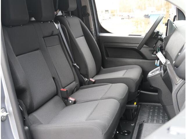 Citroen JUMPY 2.0 BlueHDI 180PK L3H1 Automaat | AUTOMAAT | AppleCarPlay/AndroidAuto | Navigatie | Achteruitrijcamera | Parkeersensoren Achter | Airco | Cruise Control | 3 Zitplaatsen Rechtsvoor | DAB Ontvanger |