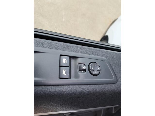 Citroen JUMPY / Opel Vivaro 2.0 CDTI 144Pk 5 persoon Dubbel Cabine Airco Navigatie Achteruitrijcamera DC