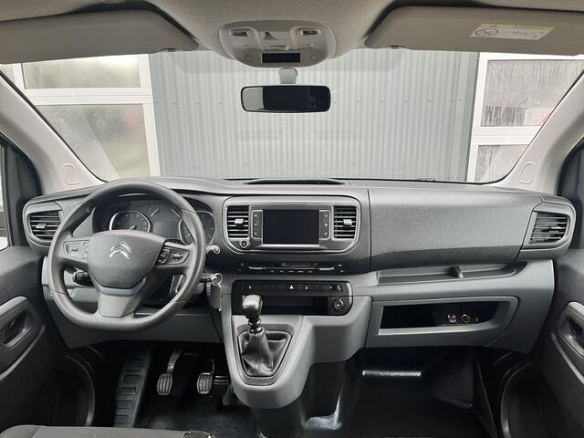 Citroen JUMPY 2.0 BlueHDI DC Marge BTW en BPM vrij!! Airco Cruise controle Trekhaak 2500kg Navigatiesysteem 5-Persoons Parkeerhulp achter Apple carplay 1e eigenaar Euro 6 Bpm en Btw vrij voor particulier gebruik !!