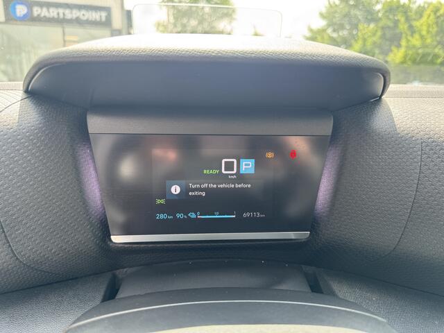 Citroen ë-C4 X Shine 50 kWh SchuifDak|Navigatie|1ste eigenaar!