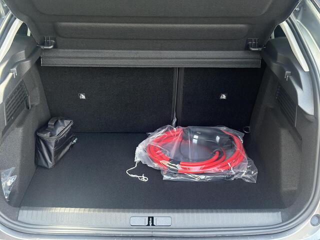 Citroen ë-C4 Business 54 kWh | Stoel-/Voorruitverwarming | Apple Carplay/Android Auto | Adaptive Cruise Control | Full LED | Keyless Entry/Start |