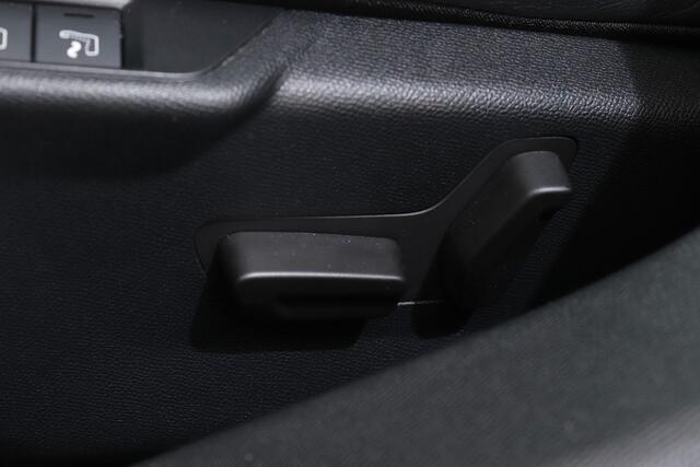 Citroen ë-C4 SHINE 50 KWH 3-FASE NIEUW! | Panoramadak | Massage | Leer