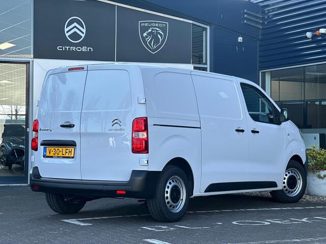 Citroen ë-Jumpy L2 136pk 50kWh | Airco | Navigatie | Parkeercamera/-sensoren | Appel Carplay/Android Auto | Cruise Control | Elektrische buitenspiegels | DAB |