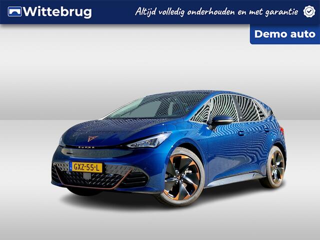 Cupra Born Business 63 kWh / 19 inch koperen velgen / Navigatie / Parkeersensoren voor+achter / Achteruitrijcamera / Adaptive Cruise Control / Stoel- en stuurwielverwarming