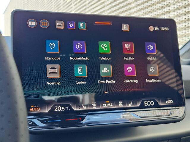 Cupra Born Business 63 kWh / 19 inch koperen velgen / Navigatie / Parkeersensoren voor+achter / Achteruitrijcamera / Adaptive Cruise Control / Stoel- en stuurwielverwarming