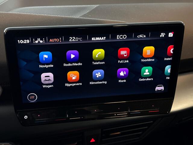 Cupra Born Business One 204pk 62 kWh / Voorstoelen verwarmd / Navigatiesysteem / Achteruitrijcamera