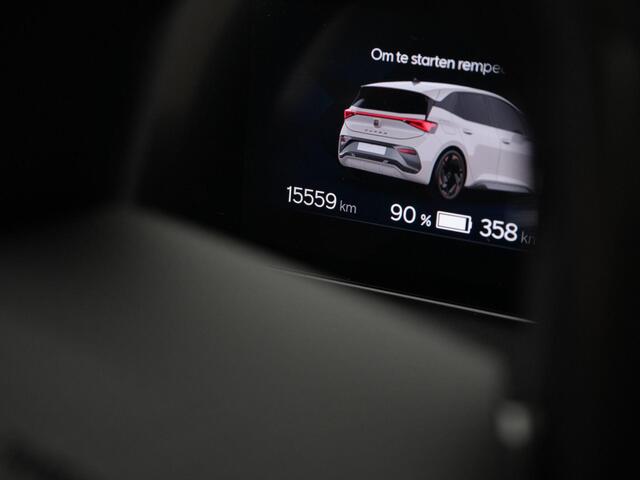 Cupra Born Performance 82 kWh 231 pk eBoost | Navigatie 12 inch | Achteruitrijcamera | Adaptive Cruise | Sportonderstel