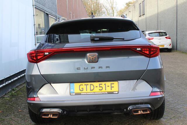 Cupra Formentor 1.4 e-Hybrid Business Achteruitrijcamera, Navigatie, Parkeer assistent, Adaptive cruise control, DAB, Airco, Stoelverwarming, LED lampen