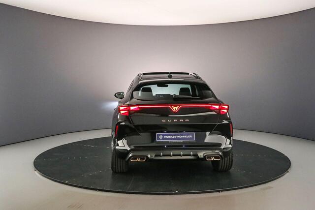 Cupra Formentor Business 1.5 TSI eHybrid 204pk DSG Automaat Panoramadak, Elektrische achterklep, Adaptive cruise control, 360 camera, Achteruitrijcamera, Stuurwiel verwarmd, Navigatie