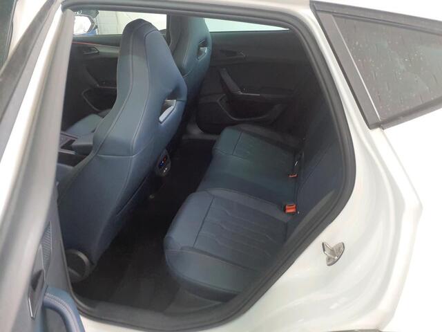 Cupra Formentor 1.4 e-Hybrid VZ Black Edition Sfeer | Camera | Matrix Led | Carplay | Leder | Memory | Ad Cruise | Stuur+Stoelverwarming | Elek Klep | Climate Control