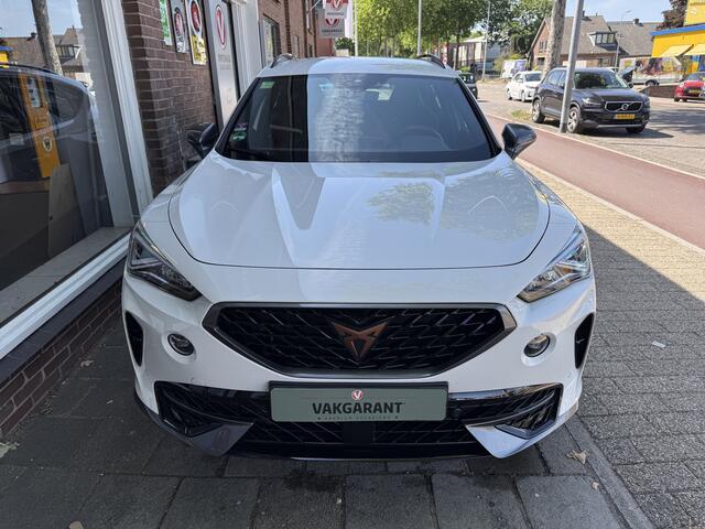 Cupra Formentor 1.4 e-Hybrid VZ Performance CUPRA Formentor 1.4 e-Hybrid VZ | verwarmde stoelen + stuurwiel | half leder bekleding | Apple Carplay/Android Auto |