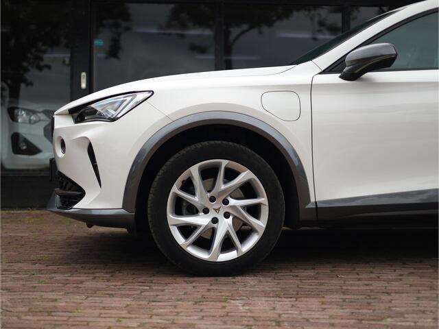 Cupra Formentor 1.4 TSI e-Hybrid Essential Stuurverwarming | Applecarplay |