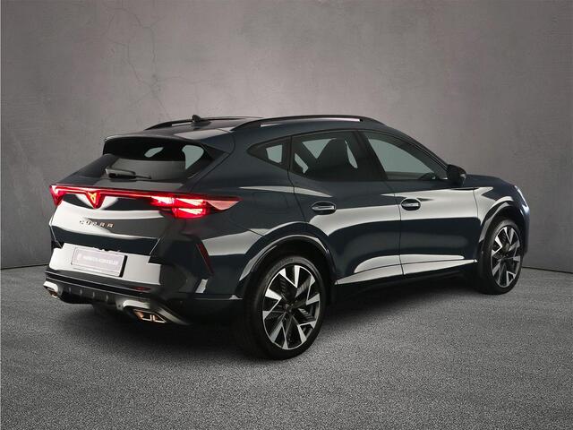 Cupra Formentor VZ Performance 1.5 TSI e-Hybrid 272pk DSG Automaat Trekhaak, Elektrische achterklep, Adaptive cruise control, Achteruitrijcamera, LED koplampen, Stuurwiel verwarmd