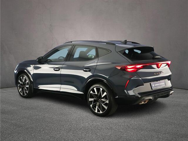 Cupra Formentor VZ Performance 1.5 TSI e-Hybrid 272pk DSG Automaat Trekhaak, Adaptive cruise control, Achteruitrijcamera, Stuurwiel verwarmd, Parkeersensoren, Elektrische achterklep