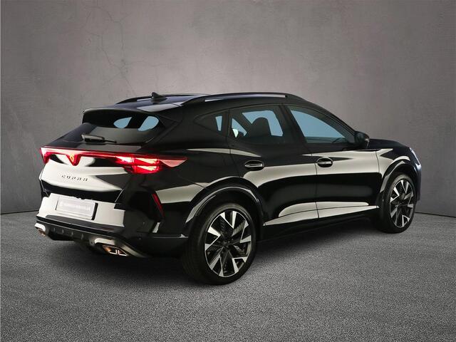 Cupra Formentor VZ Performance 1.5 TSI e-Hybrid 272pk DSG Automaat Trekhaak, Elektrische achterklep, Adaptive cruise control, Achteruitrijcamera, Stuurwiel verwarmd