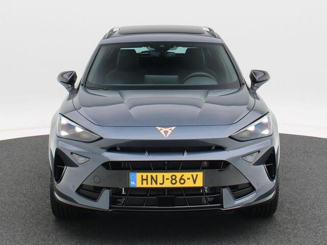 Cupra Formentor 1.5 TSi 204 Pk e-Hybrid Automaat Business | 360° Camera | Panorma Dak | Adaptive Cruise | Full LED | Privacy Glass | Elektrische Achterklep | 19 Inch | 40 Km!!