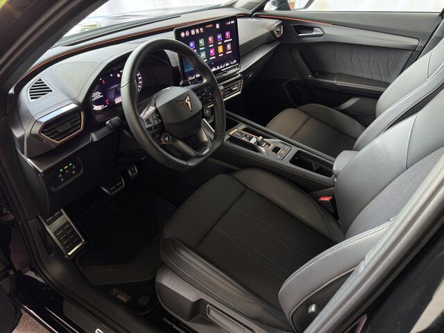 Cupra Formentor ?NW MODEL? 1.5 eTSI 150 MHEV CAMERA ELEK.TREKHAAK STOEL/STUUR ELEK.KLEP VERW. LED LEER CARPLAY ZWARTE.HEMEL 10/2024