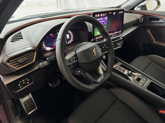 Cupra Formentor ?NW MODEL? 1.5 eTSI 150 MHEV CAMERA STOEL/STUUR ELEK.KLEP VERW. LED LEER CARPLAY ZWARTE.HEMEL 08/2024