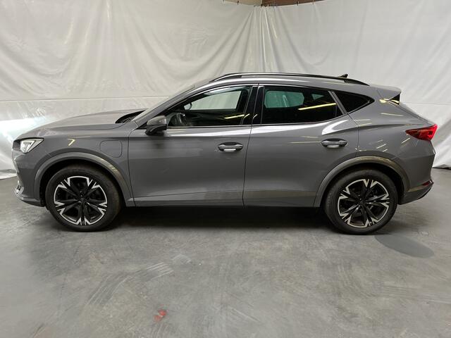 Cupra Formentor 1.4 e-Hybrid Performance / AUTOMAAT/ 18" LMV/ ADAPT. CRUISE/ KEYLESS/ DIGITAL DASH/ PARK. SENSOREN CAMERA/ RIJ-MODI/ STOEL-STUUR VERWARM./ NAVI/ MATRIX/ DAB/ CLIMA