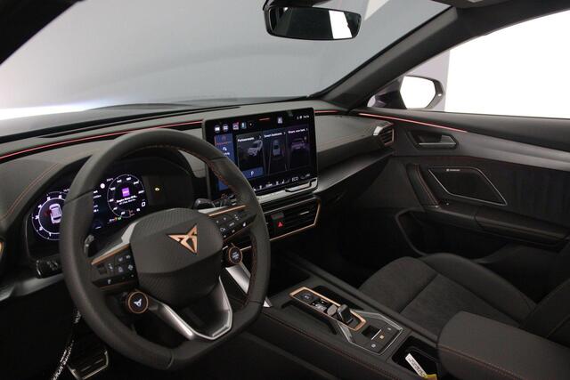 Cupra Formentor VZ Performance 1.5 TSI e-Hybrid 272pk DSG Automaat Trekhaak, Panoramadak, Sennheiser audio, Adaptive cruise control, 360 camera, Achteruitrijcamera