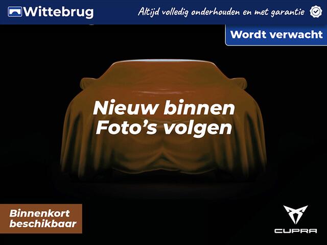 Cupra Formentor 1.4 e-Hybrid 245PK VZ Performance / Panoramadak / Zwenkbare Trekhaak / Achteruitrijcamera / Elektrische Achterklep / Stuur + Stoelverwarming / Full-LED