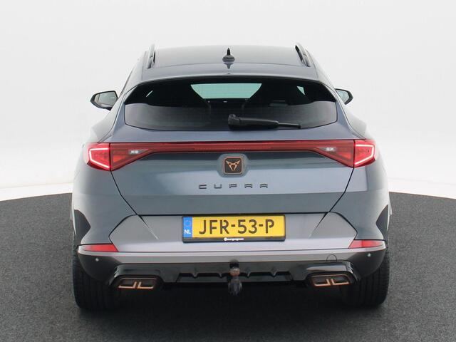Cupra Formentor 1.4 e-Hybrid VZ 245 Pk Automaat Performance | Full LED | 19 Inch | 360 Camera | Navigatie | Winterpakket | Trekhaak | Copper Seats | 28.228 Km!!