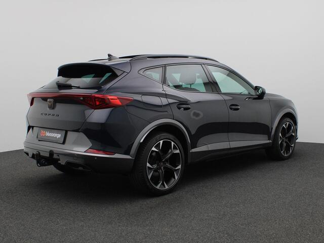 Cupra Formentor 1.4 e-Hybrid Performance 204PK DSG Pano-Schuifdak, Trekhaak, Adaptieve Cruise Control, Achteruitrijcamera, Stoel-Stuurverwarming, Keyless, Side Assist, 19" LM Velgen