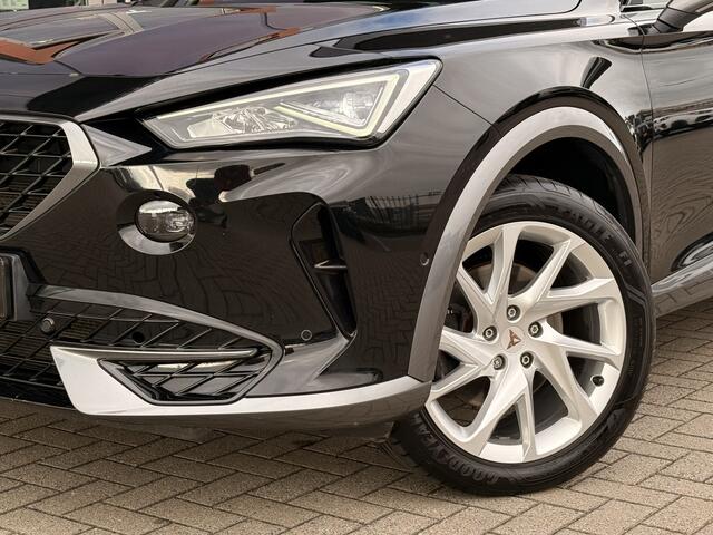 Cupra Formentor 1.5 TSI | ACC | Beats | Apple Carplay | Achteruitrijcamera | Electr Trekhaak | Stoel/Stuur verwarming |