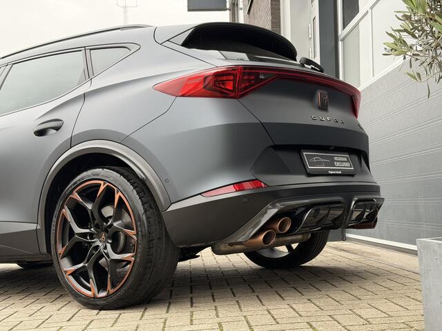 Cupra Formentor VZ5 2.5 TSI 4DRIVE | Carbon | Schaalstoelen | Elek. klep | 360 CAMERA | BEATS | KEYLESS | Stoel- stuurverw. | SFEER