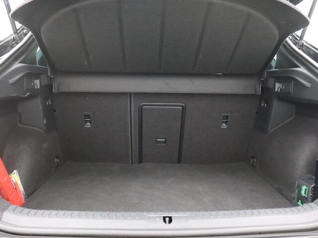 Cupra Formentor 1.4 e-Hybrid VZ Tribe Edition 245PK DSG Panoramadak, Elektrische memory stoel, Trekhaak, Beatsaudio, Stoel-stuurverwarming, Full LED, Adaptieve Cruise Control, 360gr. Camera, Side Assist, Keyless, 19" LM Velgen