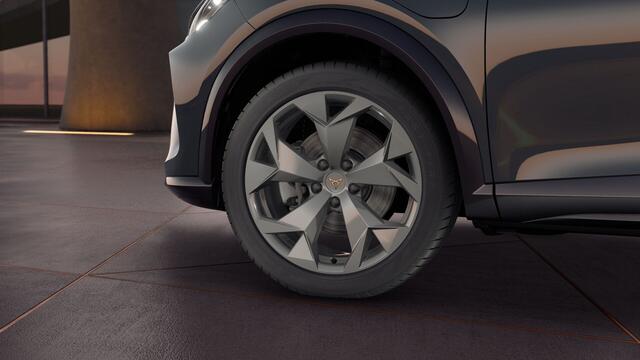 Cupra Formentor 1.5 TSI e-Hybrid 204 6DSG Business | Achteruitrijcamera | Digitaal instrumentenpaneel (Virtual Cockpit) | Draadloze Apple CarPlay(TM), Android Auto(TM)