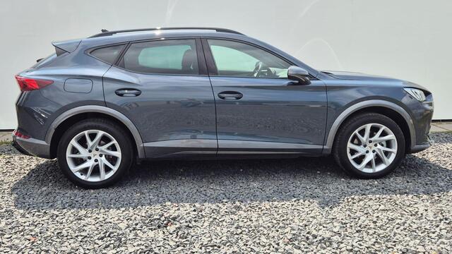 Cupra Formentor 1.4 e-Hybrid Panorama dak - Camera achter - ACC - Stoel verwarming