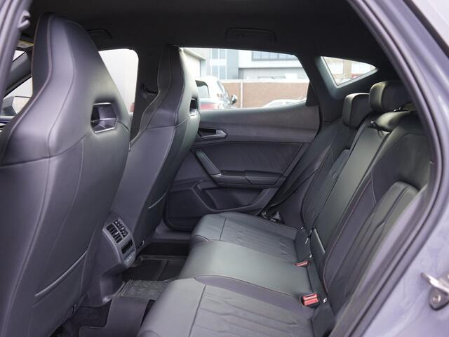 Cupra Formentor 1.4 e-Hybrid Performance 1ste eigenaar / Dealer onderh. / Sportstoelen / Leer / Elek. stoelen / Camera / LED / Virtual / 19'' LM velgen / Adapt. cruise