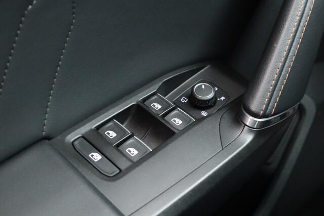 Cupra Formentor 1.4 e-Hybrid Performance | Navi | Trekhaak | 19' LMV | Apple Carplay |