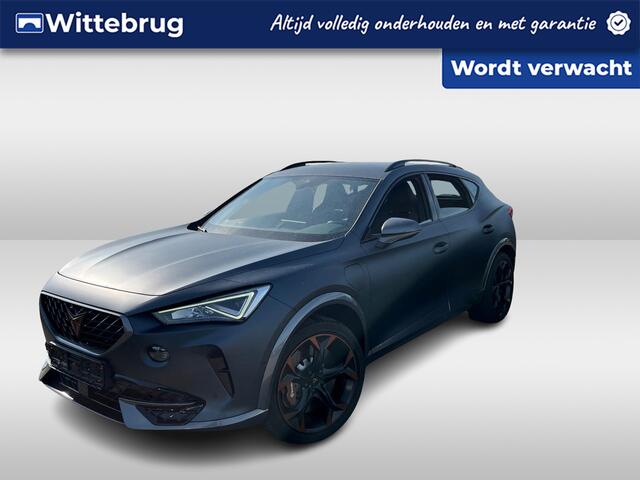 Cupra Formentor 1.4 e-Hybrid 245pk DSG VZ Black Edition / BREMBO Remsysteem/ Panorama dak / Leren bekleding / Geheugen stoelen / Elek Achterklep Met Virtual Pedal / 19" LMV