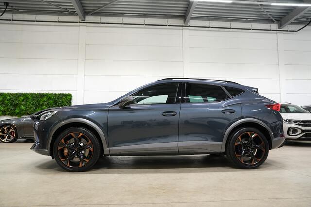 Cupra Formentor 2.0 TSI 4DRIVE 310PK * Brembo - Trekhaak - Sfeer - Beats - Keyless - Camera *