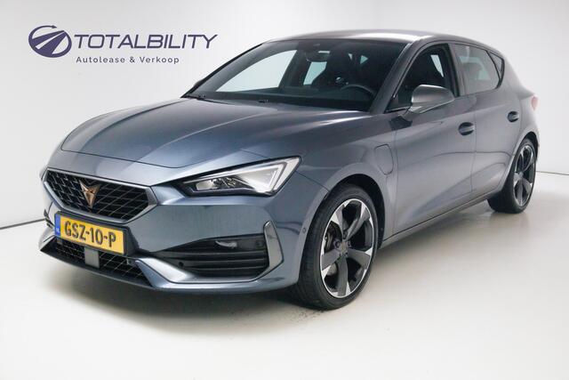 Cupra Leon 1.4 e-Hybrid Business 204 PK Stoel- stuurverwarming, Travel assist, Navigatie, Camera, 18 inch, Adaptive cruise