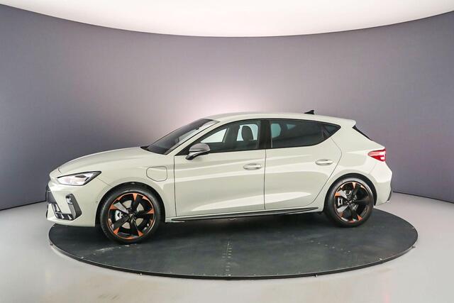 Cupra Leon Business 1.5 TSI eHybrid 204pk DSG Automaat Adaptive cruise control, Stuurwiel verwarmd, Achteruitrijcamera, Navigatie, LED verlichting, Stoelverwarming, Parkeersensoren, App connect