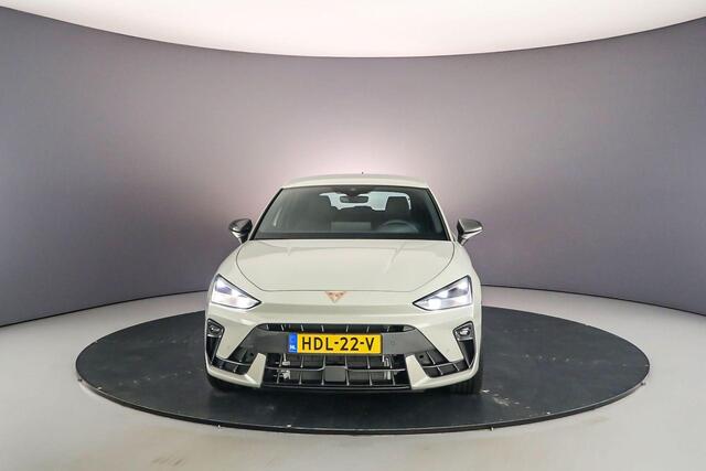 Cupra Leon Business 1.5 TSI eHybrid 204pk DSG Automaat Adaptive cruise control, Stuurwiel verwarmd, Achteruitrijcamera, Navigatie, LED verlichting, Stoelverwarming, Parkeersensoren, App connect