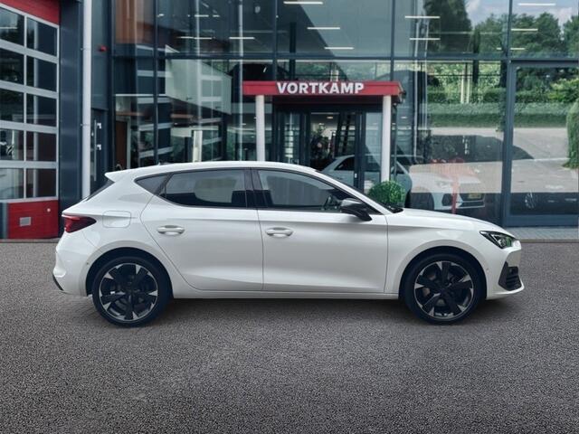Cupra Leon 1.4 TSI DSG E-HYBRID CAMERA/MEMORY/NAVI/CARPLAY/ACC/STOEL-STUURVERW
